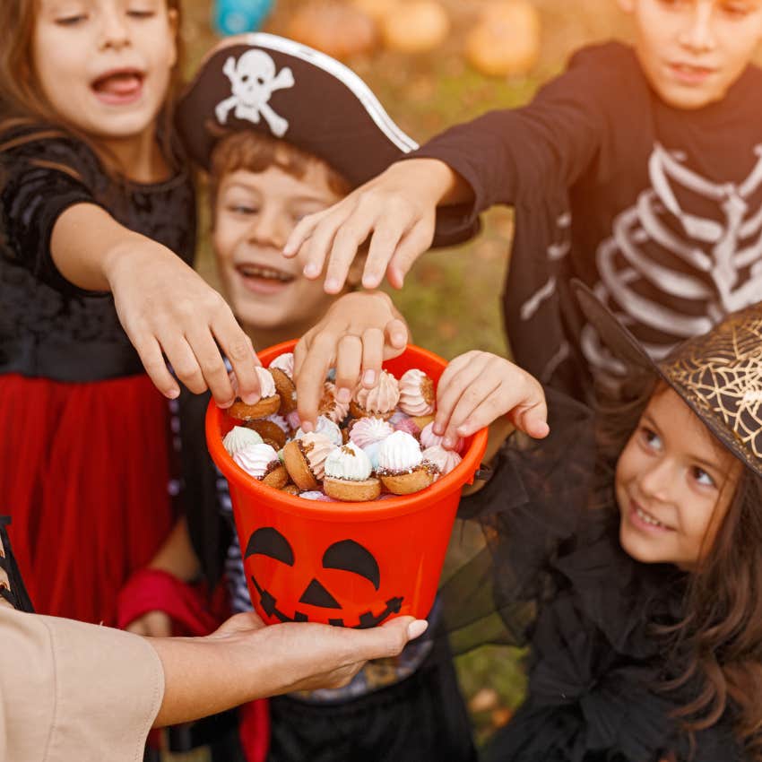 mom in rich neighborhood worries she ruined halloween for out-of-town kids