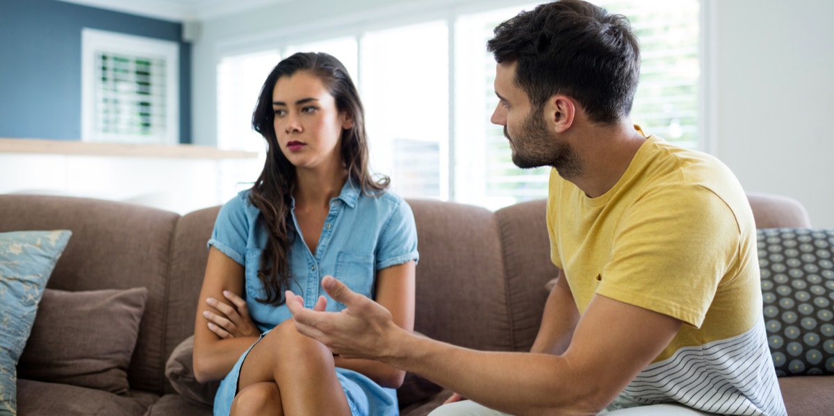 The 6 Types Of (Healthy) Fights Every Long-Lasting Relationship Must Have To Survive arguing couple