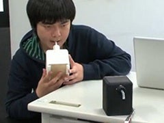 A New Kissing Machine Allows You To Smooch Over The Internet The Kiss Transmission Device