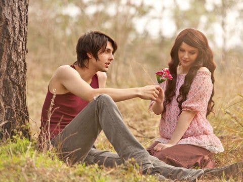 Love Bytes: How To Land A Friends With Benefits Deal