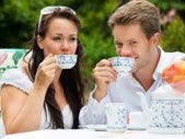 3 Cheap, Classy Date Ideas Around The Country couple drinking tea
