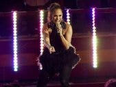 Jennifer Lopez Jennifer Lopez Cries On Stage During "Last Song About Love"