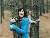 tree hugger couple