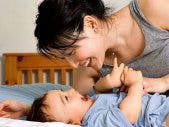 23 Benefits of Breastfeeding For Baby & Family (EXPERT)