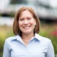 Dr. Jennifer Karon-Flores - Author, Health Coach, Naturopathic Doctor, Wellness Coach, YourTango Expert Partner - Portland, OR