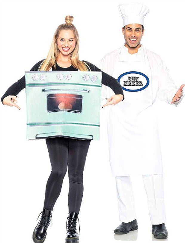 chef with bun in the oven couples costume