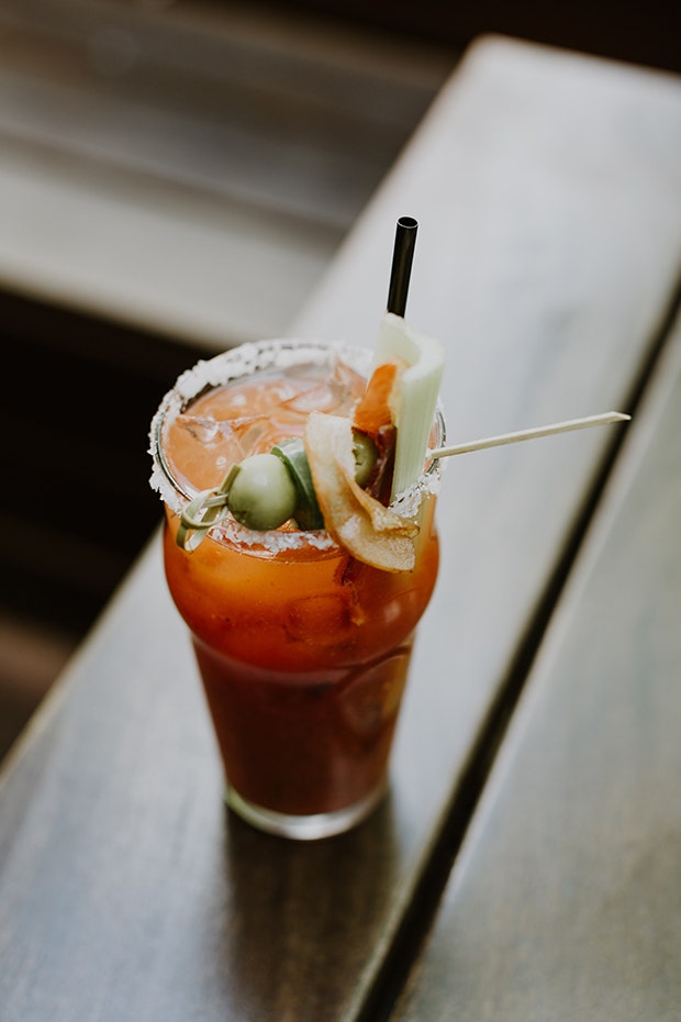 bloody mary drinks, summer drinks, weight loss goals, low calorie drinks, low calorie cocktails, cocktail recipes, drink recipes, alcoholic drink recipes, cocktails, diet, weight loss