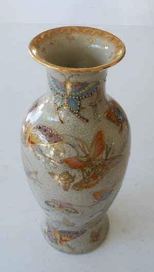 PDKBC Vintage Porcelain Chinese Butterfly Satsuma Vase