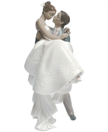 Lladró Porcelain &#039;The Happiest Day&#039; Figurine