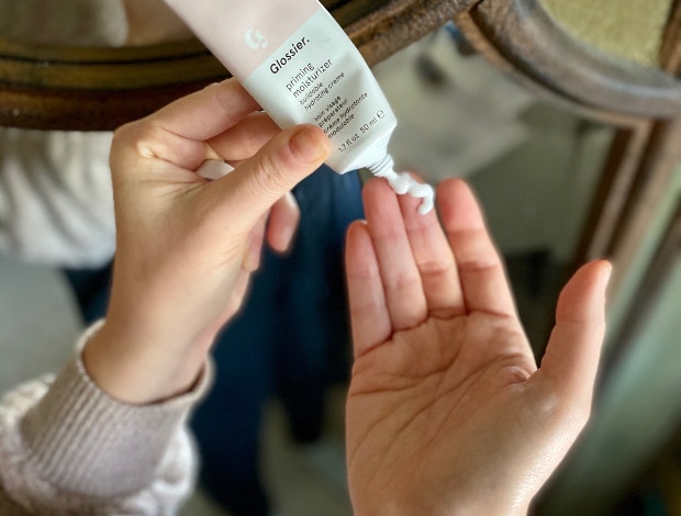 Glossier priming moisturizer