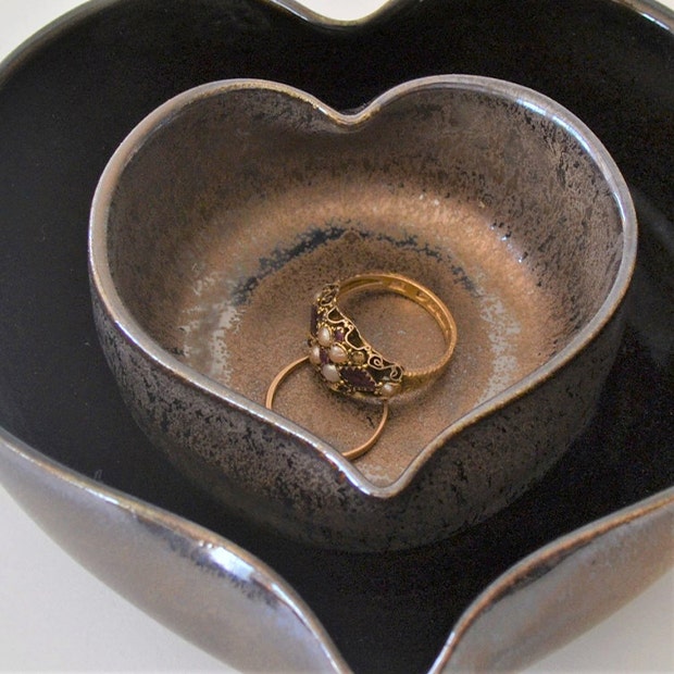 Bronze Heart Nesting Jewelry Bowls