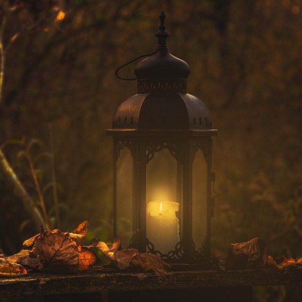 halloween wedding ideas lantern