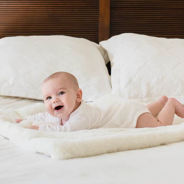 Pretty Rugged White Faux Fur Baby Blanket