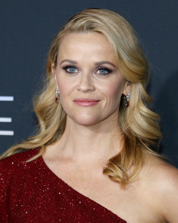 Reese Witherspoon triangle face shape