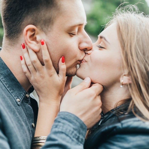 simple kiss types of kisses guys like