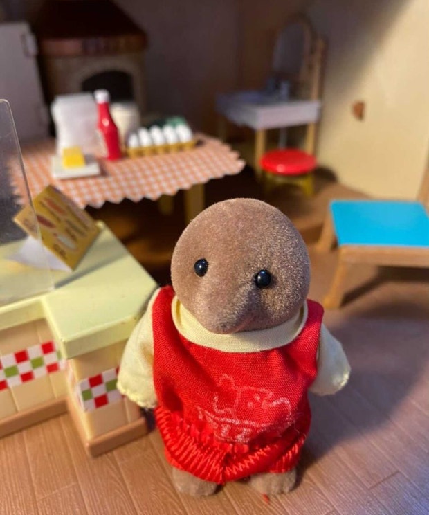 Sylvanian Drama&#039;s pizza mole