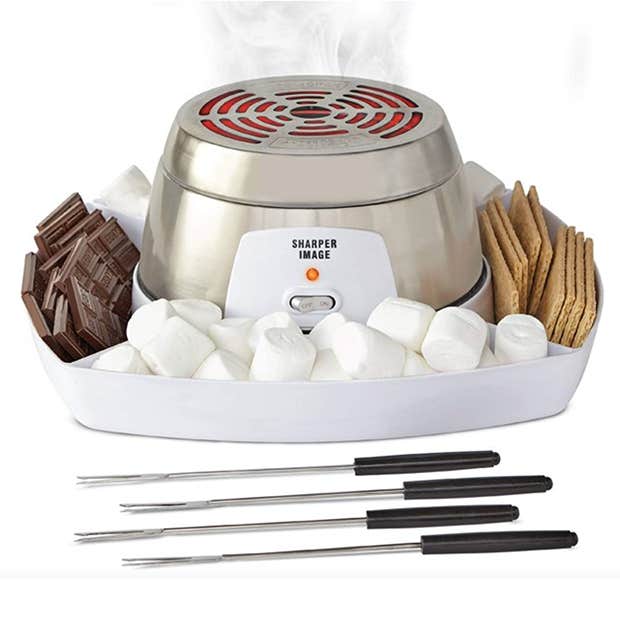 winter wedding ideas smores maker