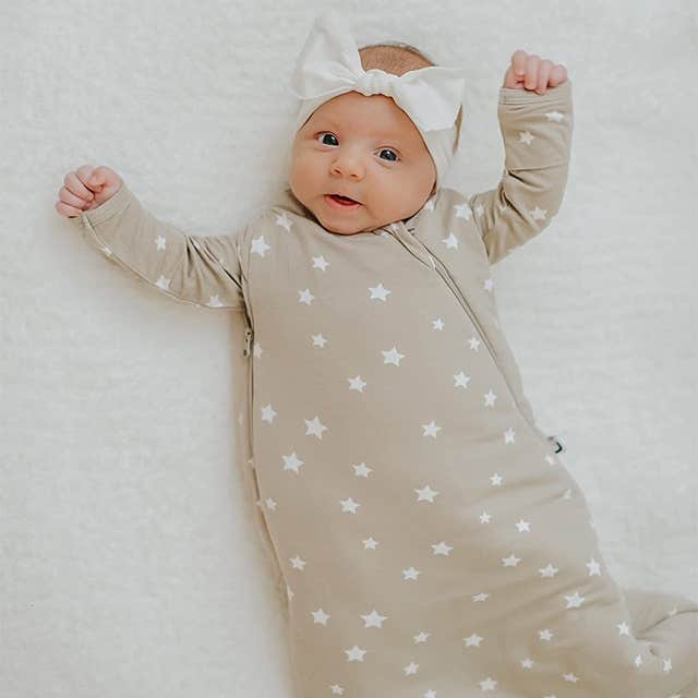 Gunamuna Wearable Baby Swaddle Wrap