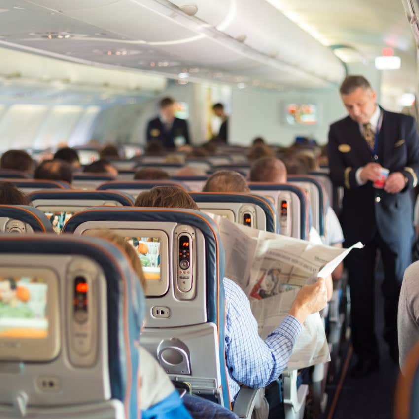 woman refused to stop singing gospel music on a crowded flight