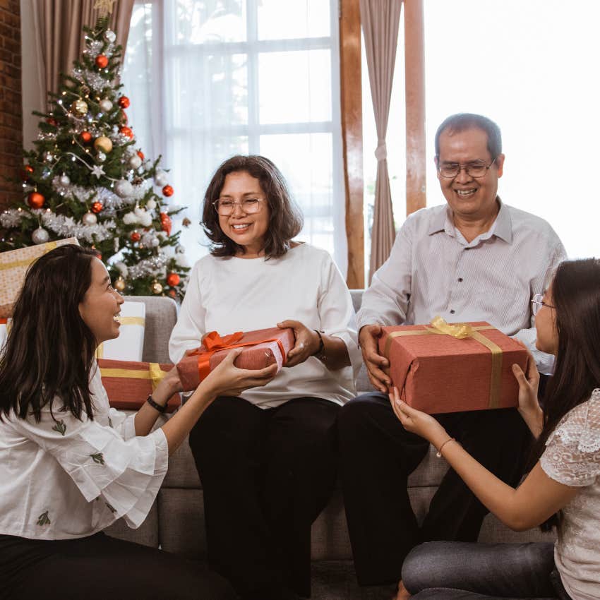 woman claims parents who refuse to pay a bill or give money to their adult children for Christmas are bad at giving gifts