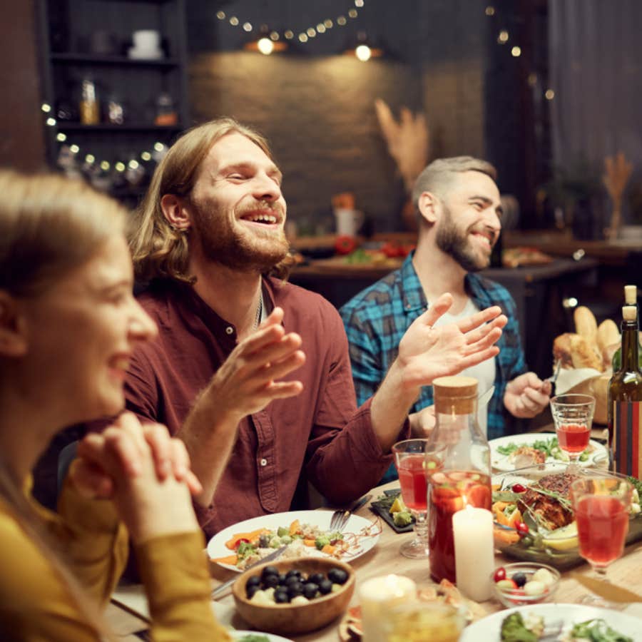 Man&#039;s Friends Suggest He Pay Their Entire Dinner Bill Since He Does Better Financially Than Them