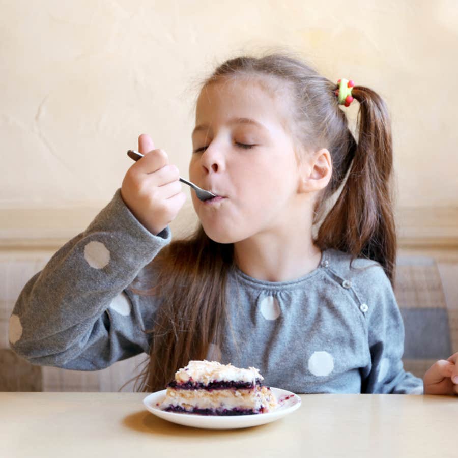 girl cancels birthday party after her parents give her little sister a slice of cake the night before