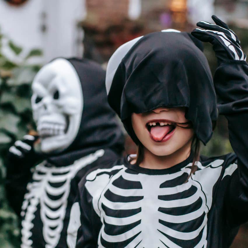 mom in rich neighborhood worries she ruined halloween for out-of-town kids