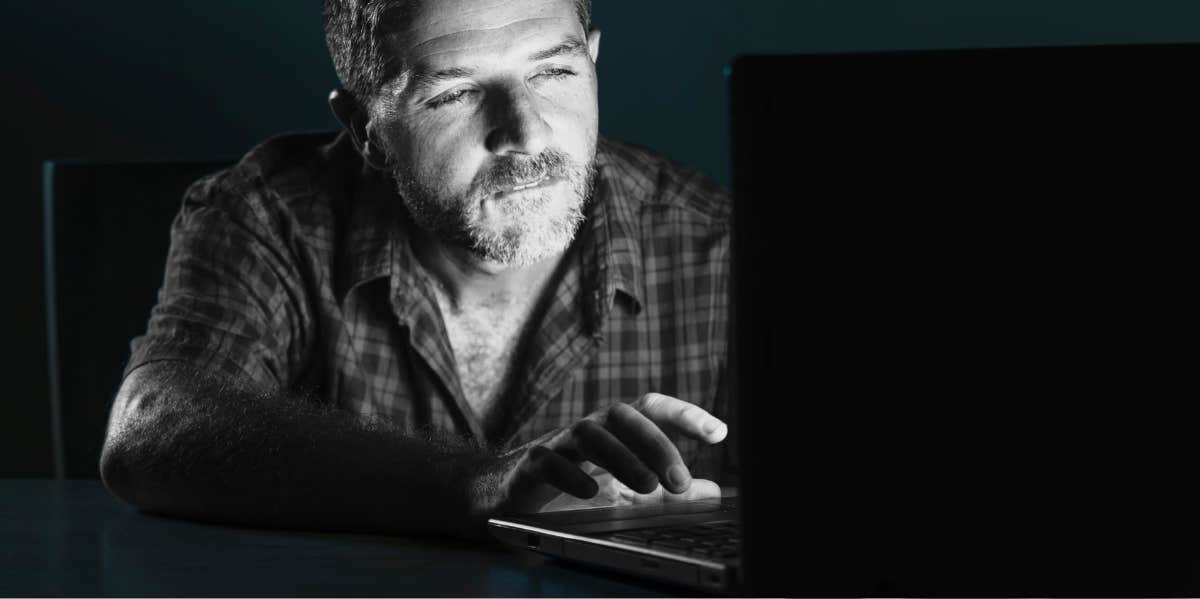 The Sure-Fire Way To Get Him In The Mood, According To Research man on internet