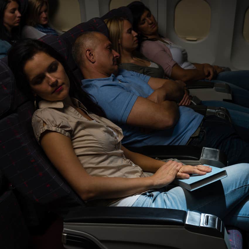 buying three seats in a row on a flight might not be worth it