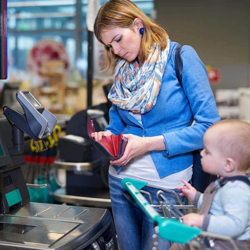 lawyer explains why you should steer clear from self-checkout