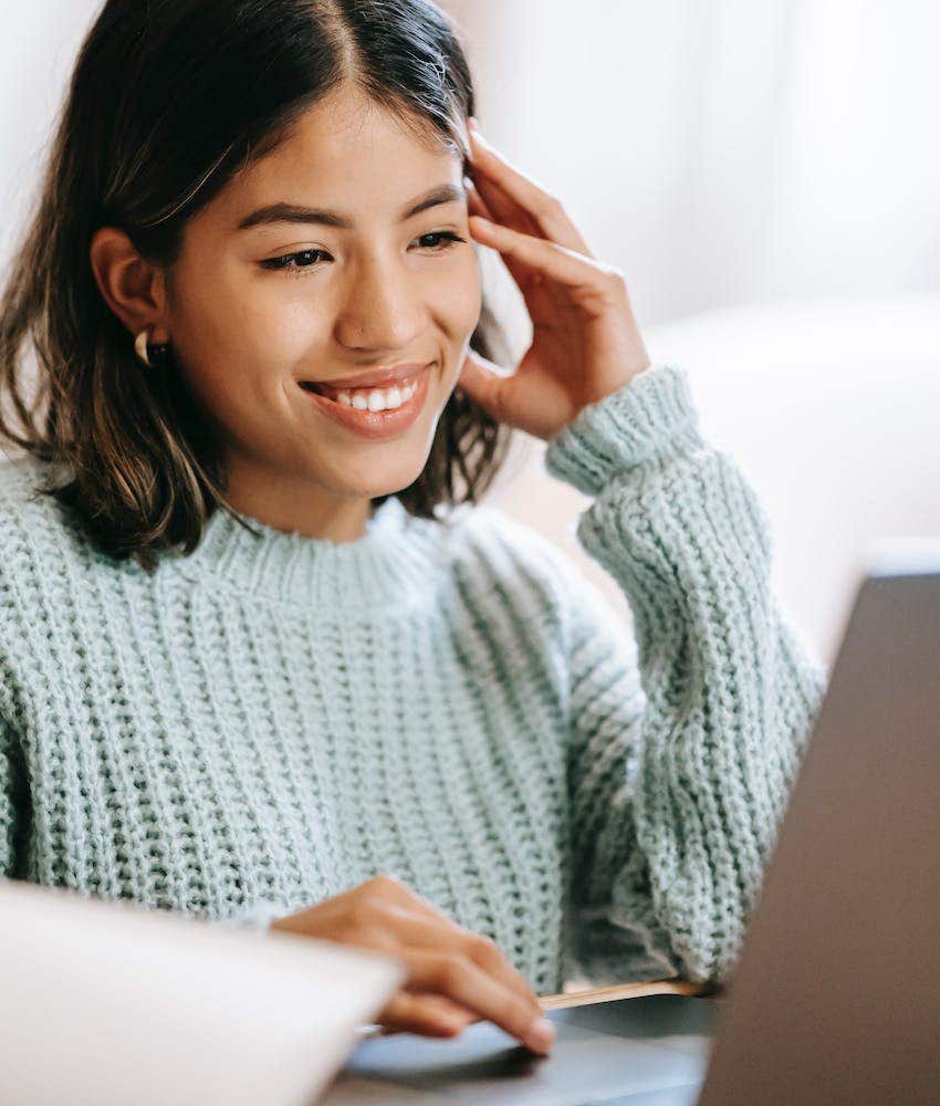 woman explains the difference in reactions from boomers versus gen zers after quitting her job