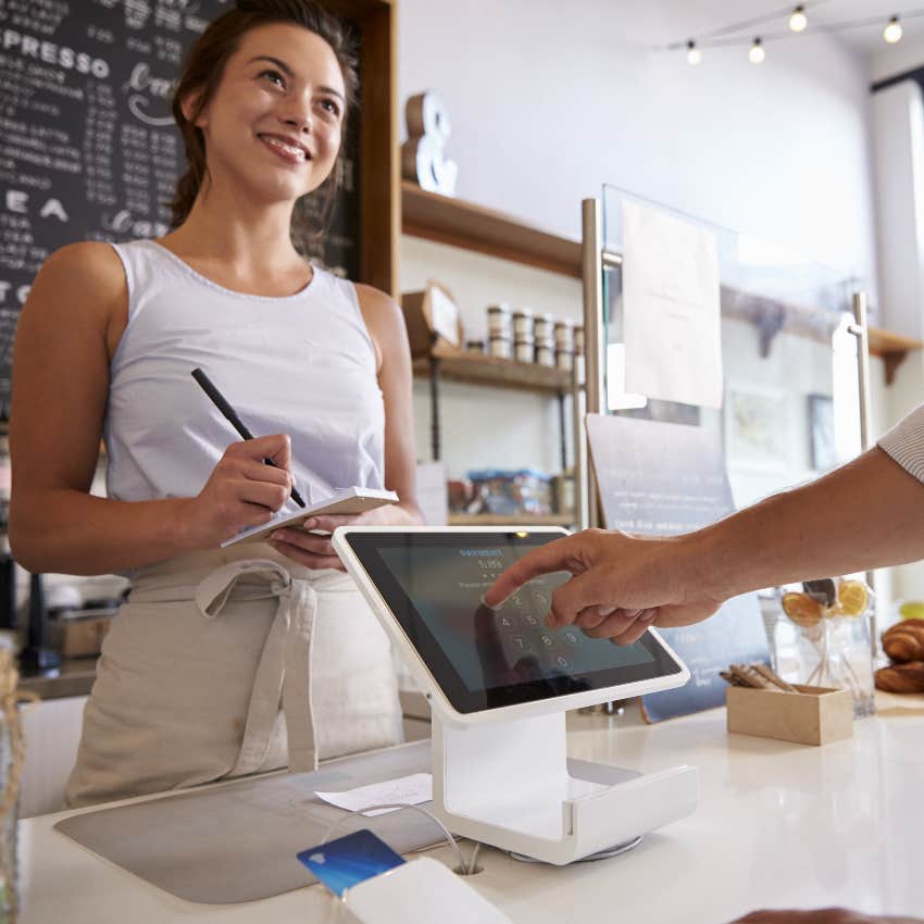 Woman Says She Refuses To Tip Anywhere She&#039;s Not Actually Being Waited On 