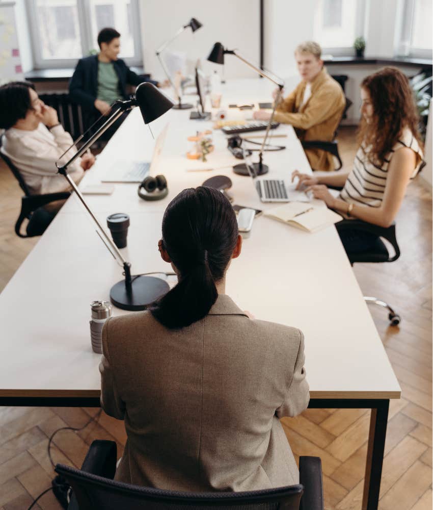 Gen Z New Hire Says He Can’t Attend An 8 AM Meeting Because He Has A Workout Class 