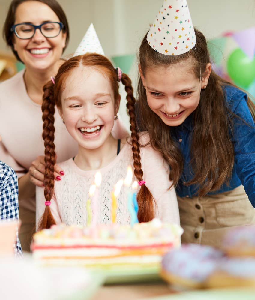 Mom Invited 11 Kids To Her Child&#039;s Birthday Party But 8 Siblings Showed Up She Couldn’t Afford