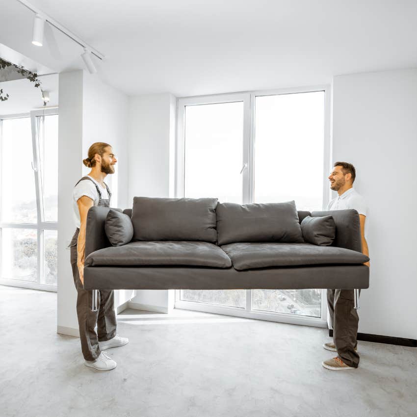 Woman Returns Her Entire Couch To Costco After Two Years Because She Decided She Didn’t Like It Anymore