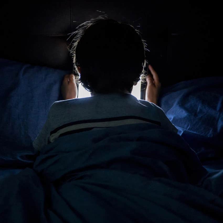 6-Year-Old Sneaks Around At Night To Use Electronics &amp;amp; Get More Screen Time