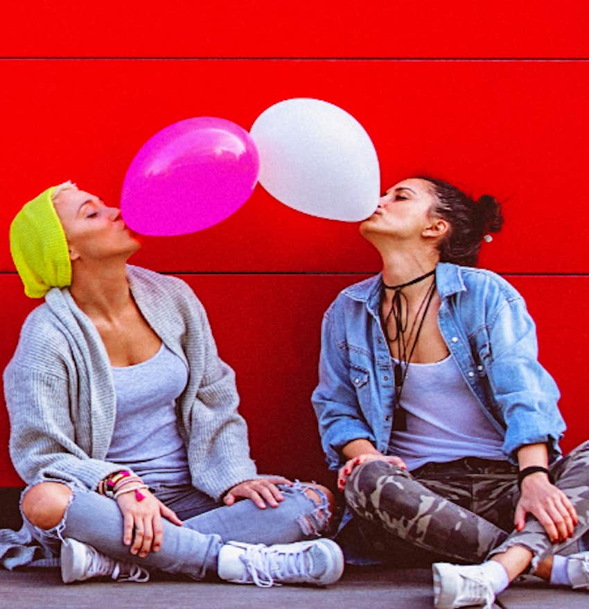 friends have fun with balloons 