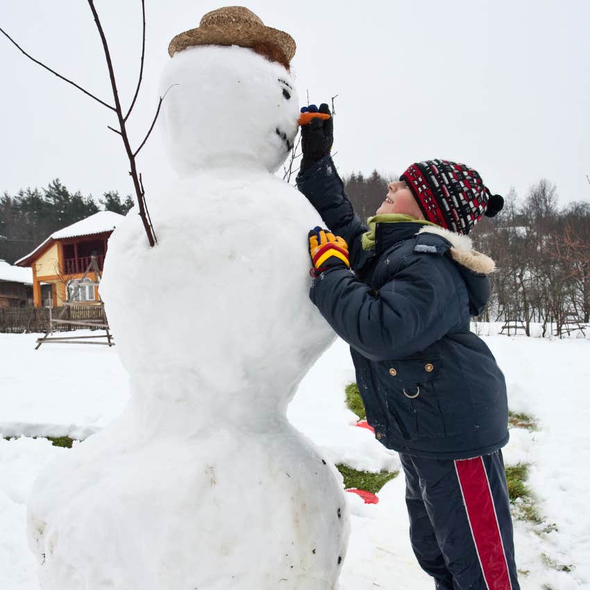 DoorDash Driver Destroys Family’s Snowman After Dropping Off Their Food