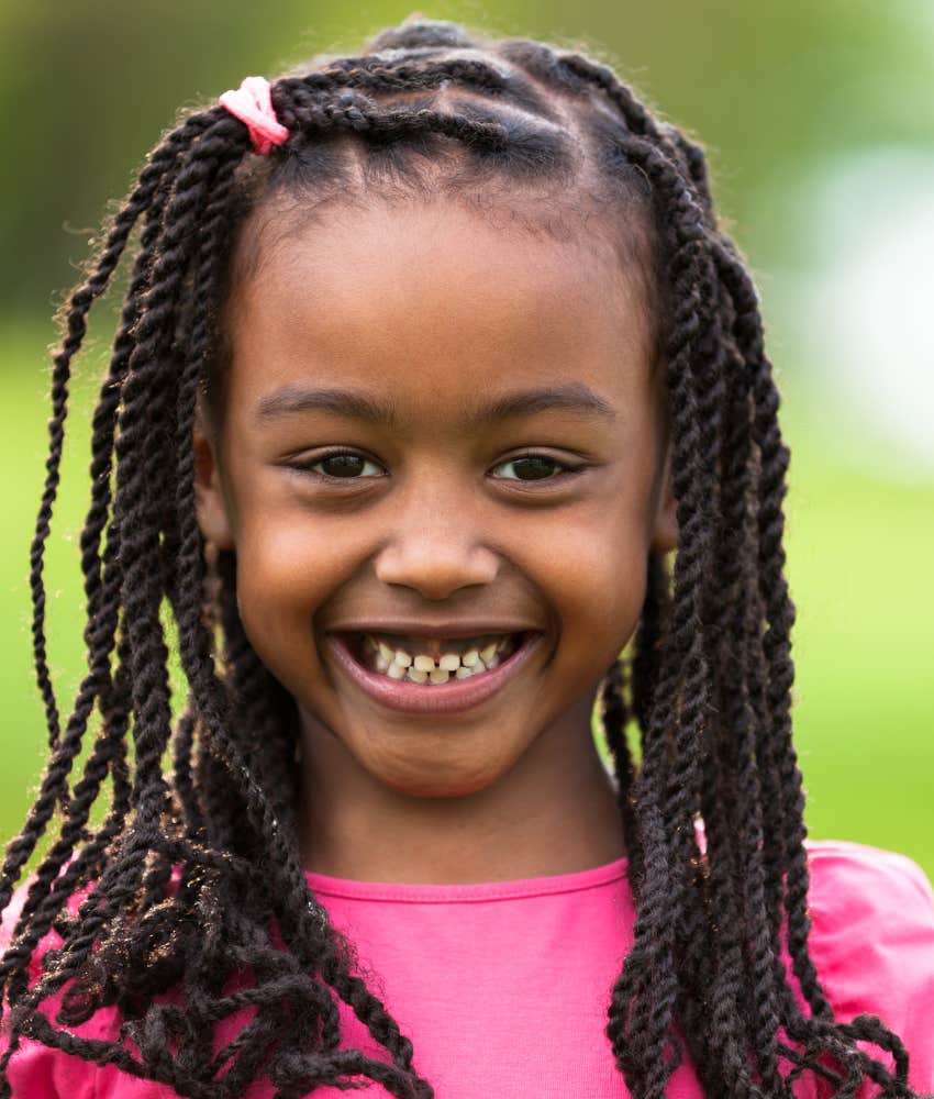 Mom Gets Support From Other Parents For Getting Box Braids In Her Hair 