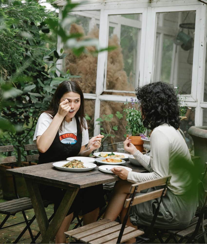 Man Eats At The Restaurant Before His Dinner Date Arrives, Then Wonders Why She’s Upset