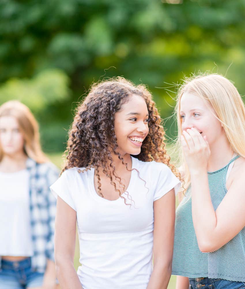 Teacher Shares The Deliberately Mean Things She’s Heard Middle School Girls Say 