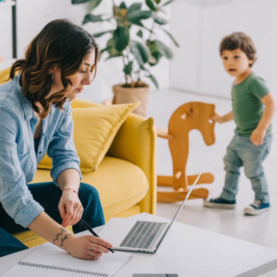 Stay At Home Mom Says She Would Never Return To Her Career Even Though It WAs Easier Being A Working Mom