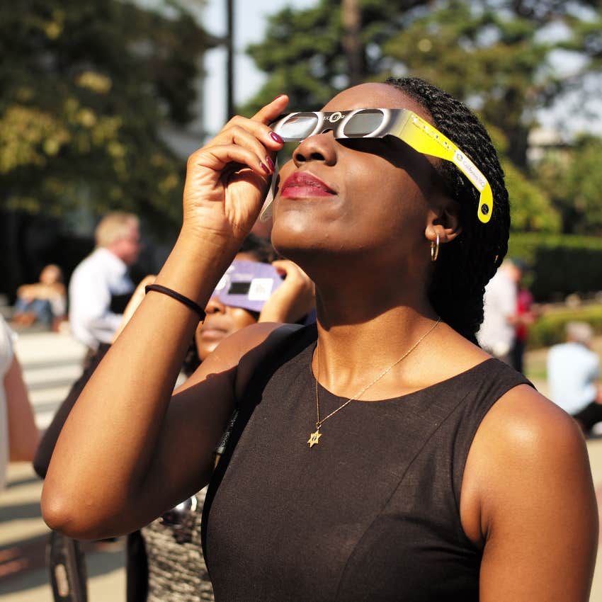 A Science Teacher Promised His Classes In 1978 They&#039;d All Watch The Eclipse Together &amp;amp; Hundreds Showed 46 Years Later