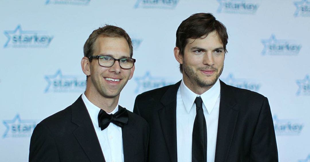 ashton kutcher brother