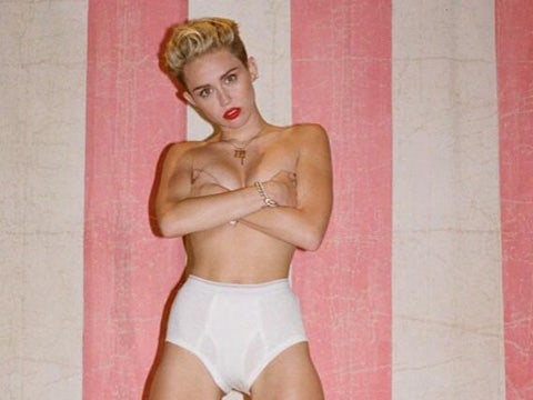 Miley Cyrus topless in white underwear in nearly nude leaks