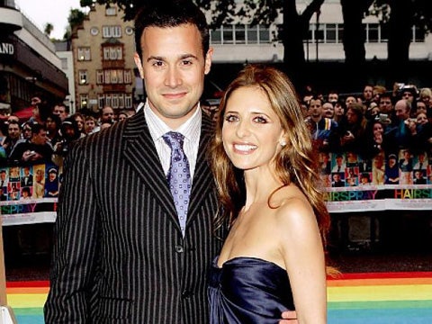 Freddie Prinze, Jr. & Sarah Michelle Gellar Freddie Prinze, Jr. & Sarah Michelle Gellar
