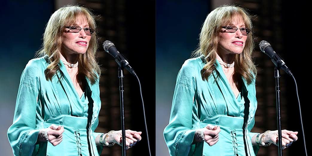 Carly Simon Reveals Who The Song 'You're So Vain' Is About