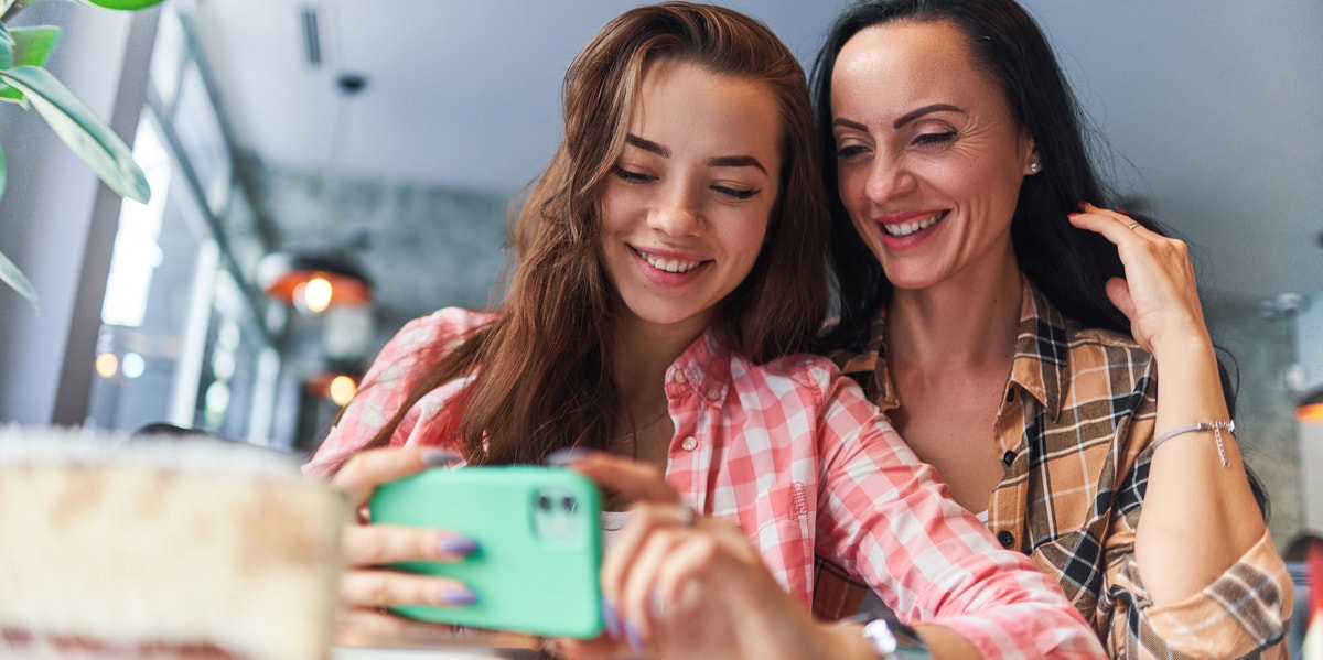 mother and teen daughter