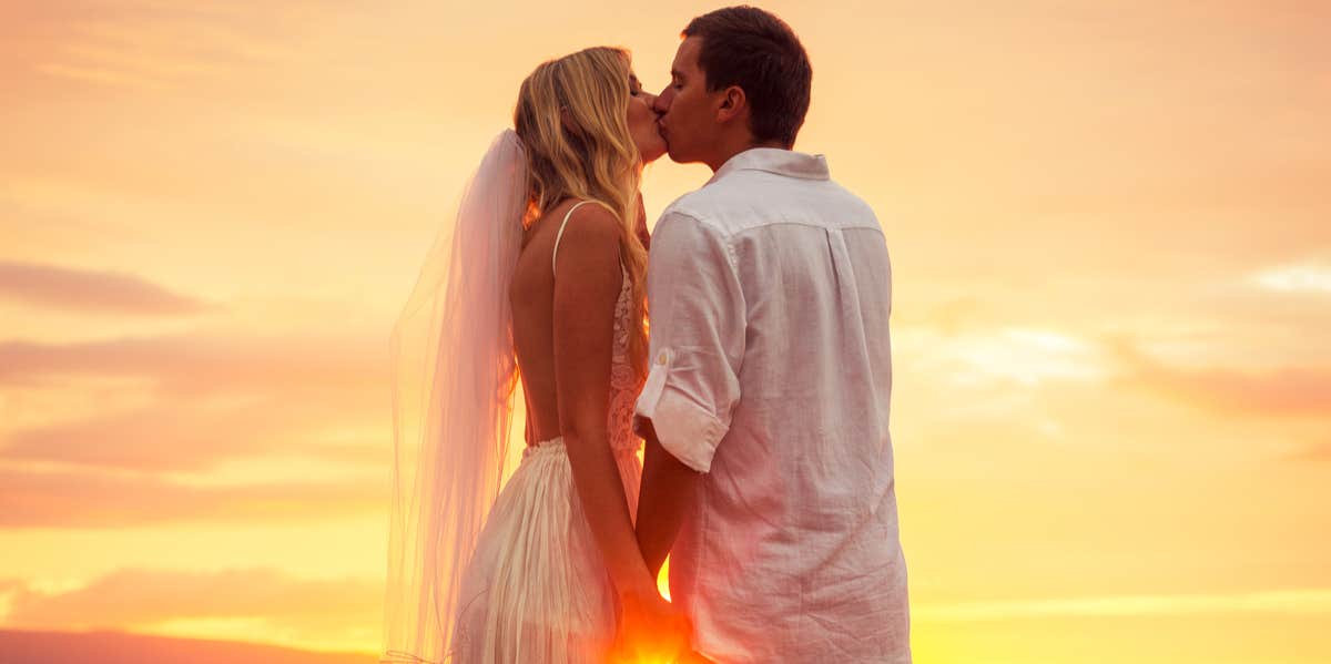 10 Things I Seriously Regret Not Doing Before Getting Married couple getting married