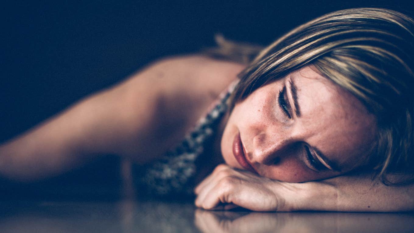10 Painful Things You Must Know About Loving An Addict Depressed woman